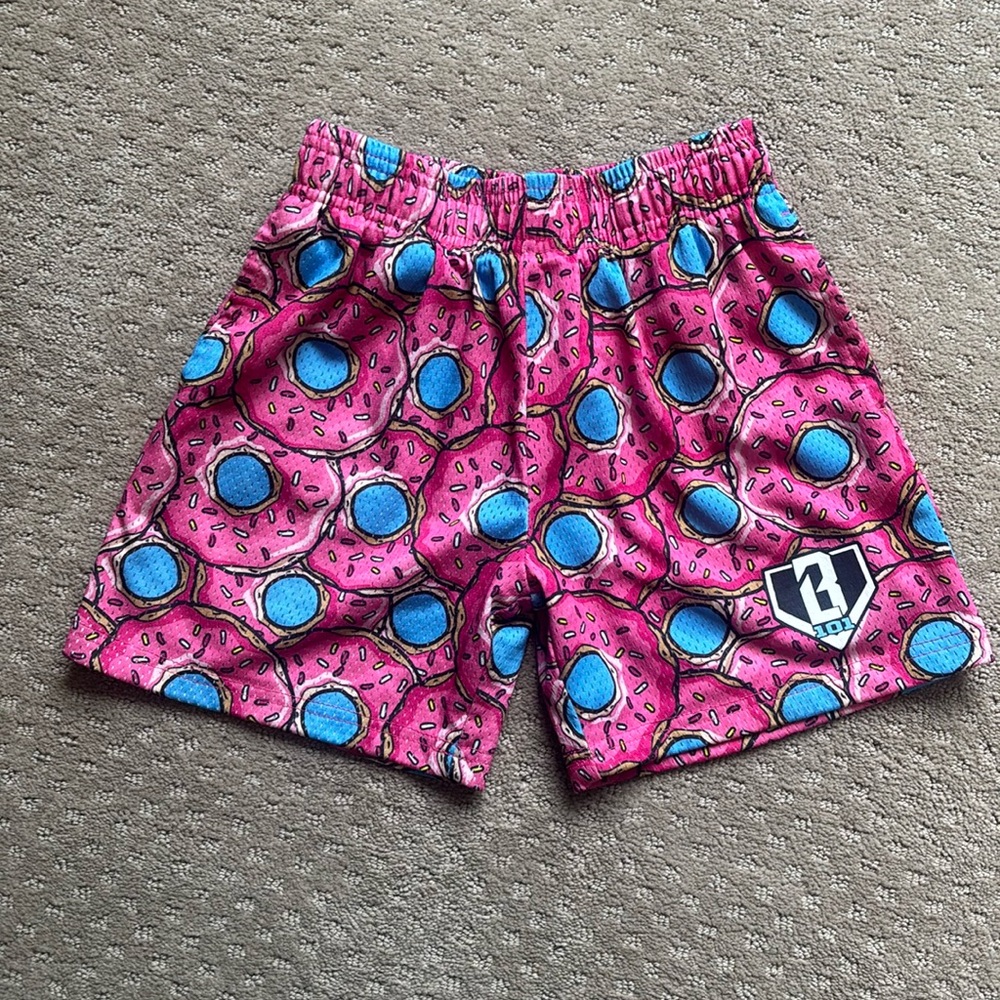Baseball Lifestyle 101 youth shorts doughnut print